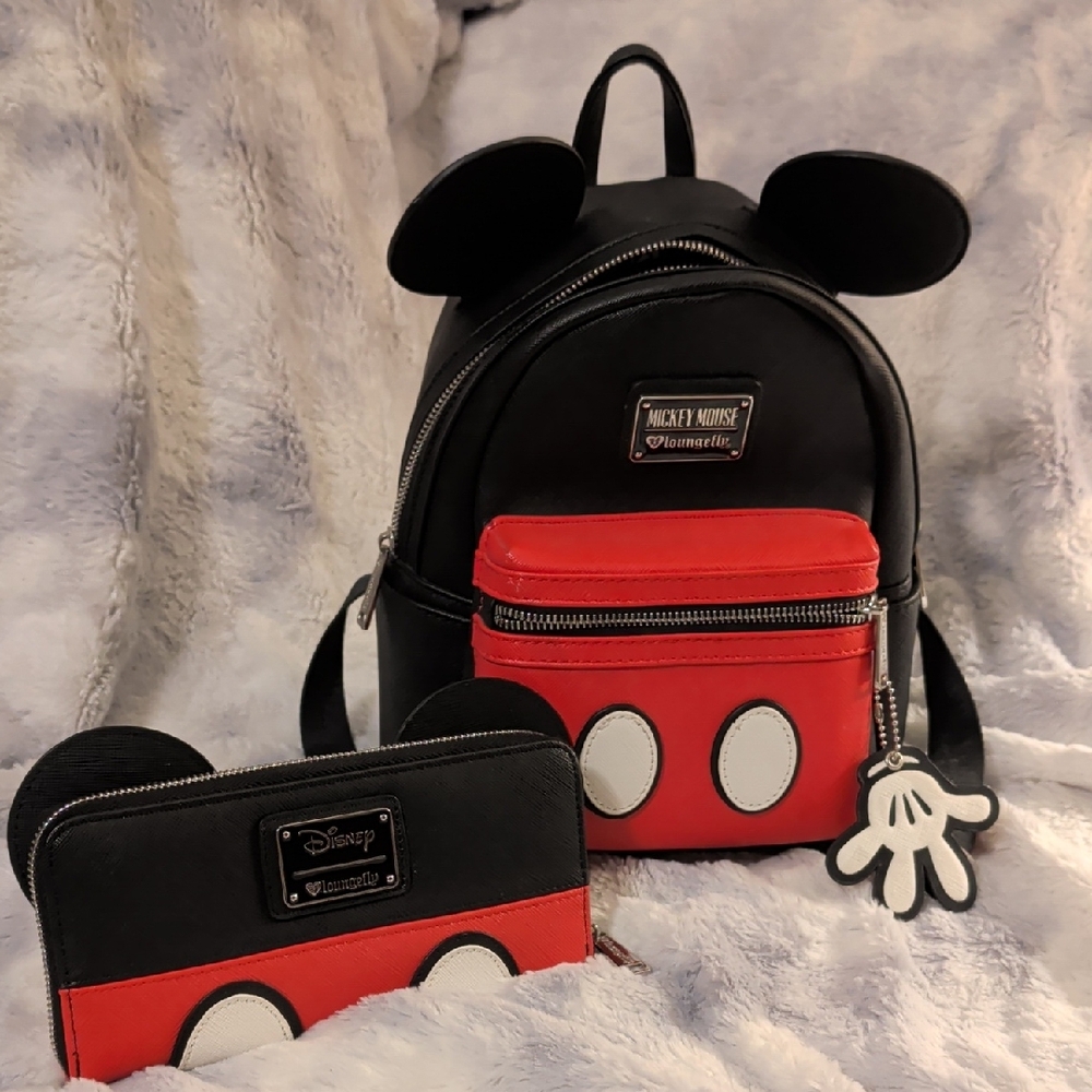 Loungefly Mickey Mouse Backpack And Wallet